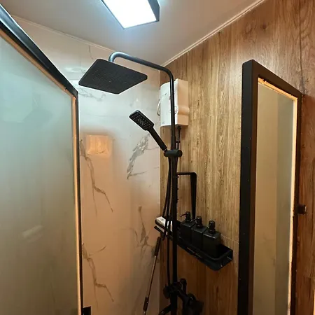 Modern Aesthetic Studio At Mplace Near Tomas Morato