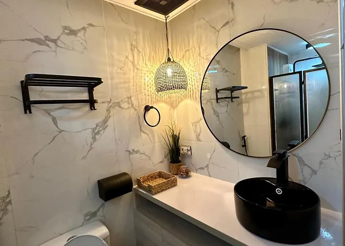 Modern Aesthetic At Mplace Near Tomas Morato
