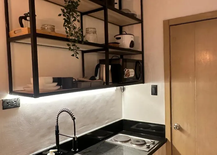 Modern Aesthetic At Mplace Near Tomas Morato Aparthotel *